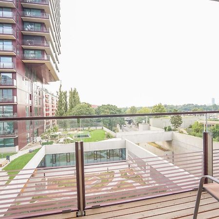 Suite In High-Rise On The Danube Wien Exteriör bild